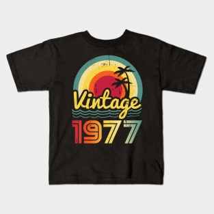 Vintage 1977 Made in 1977 46th birthday 46 years old Gift Kids T-Shirt